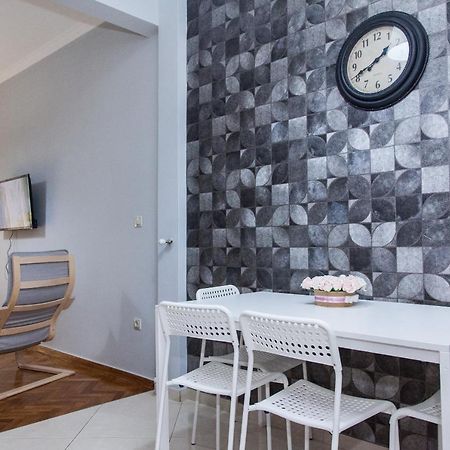 Beautiful New Decorated Apt In Athens Apartment Екстериор снимка